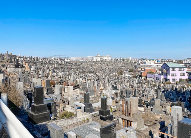 横浜市営 三ッ沢墓地
