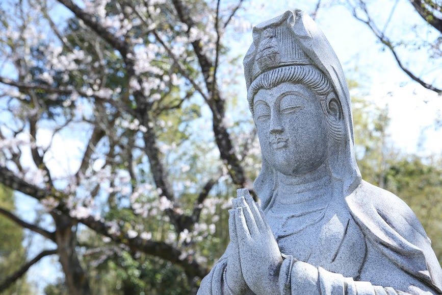 三重国際霊園　4月度チラシご紹介